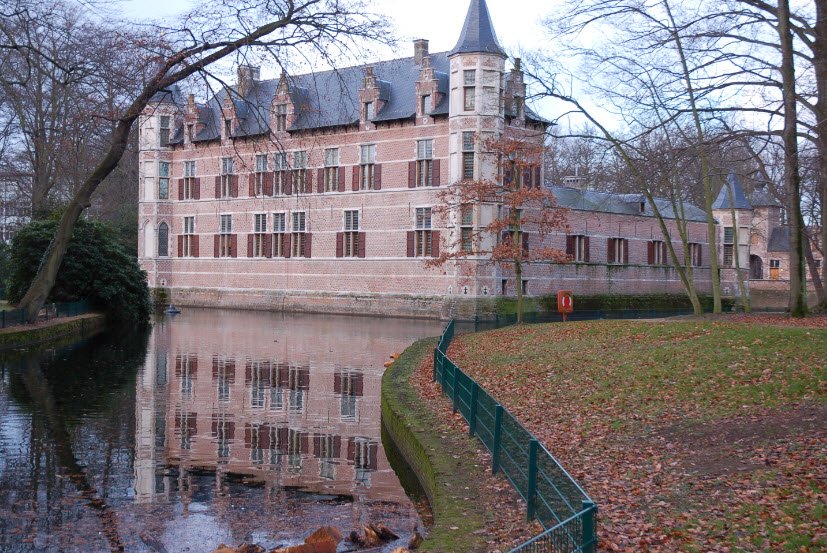 Waterkasteel Hof Van Veltwijck, Antwerp, Belgium